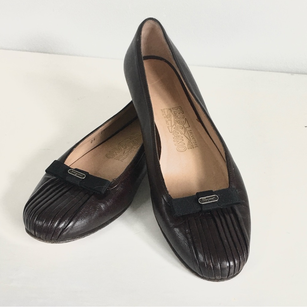 SALVATORE FERRIGAMO FLATS